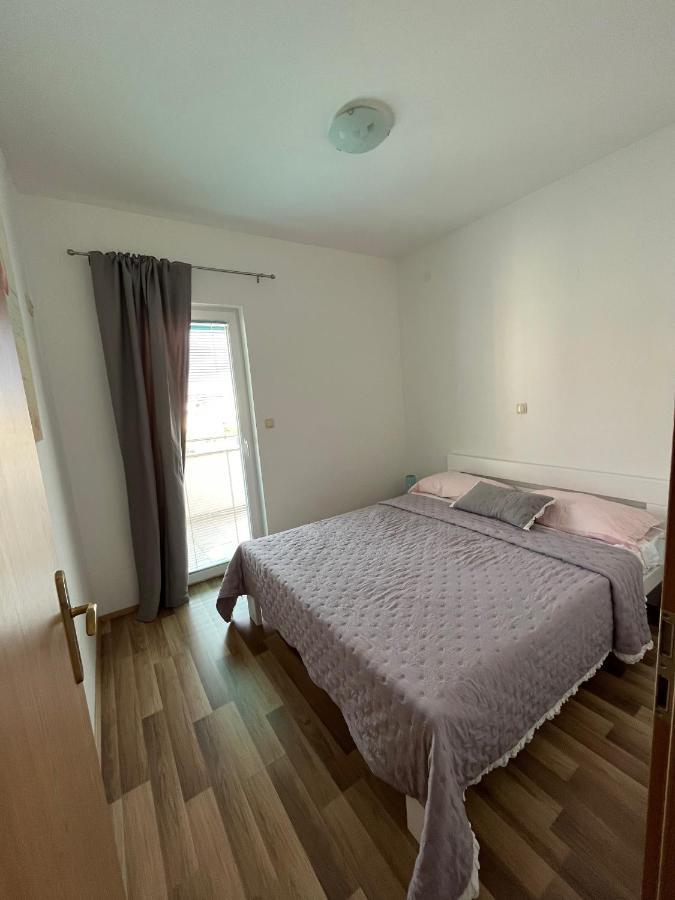 Apartments Mia Mara بروداريكا المظهر الخارجي الصورة