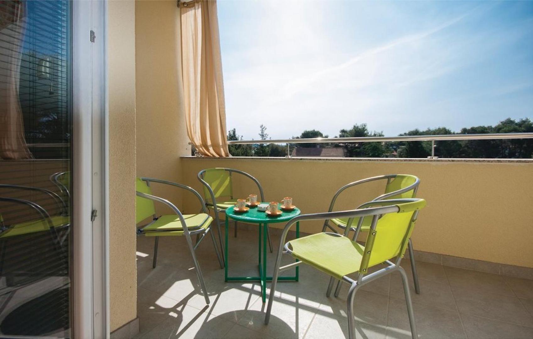 Apartments Mia Mara بروداريكا المظهر الخارجي الصورة