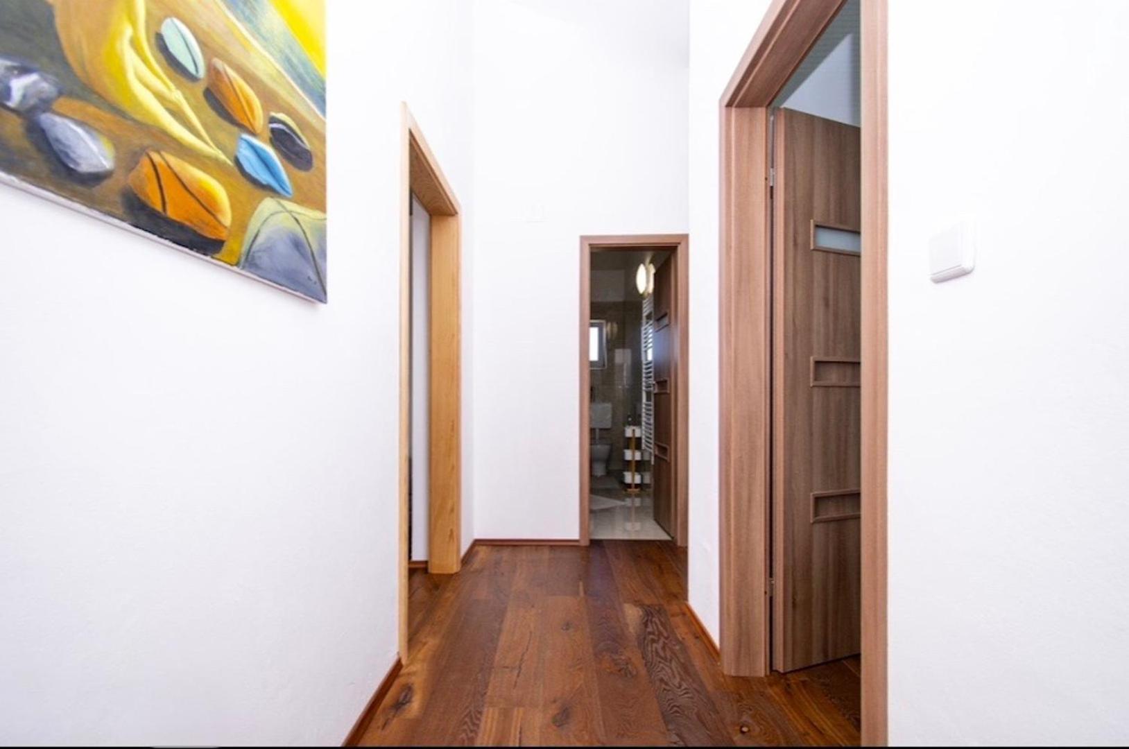 Apartments Mia Mara بروداريكا المظهر الخارجي الصورة