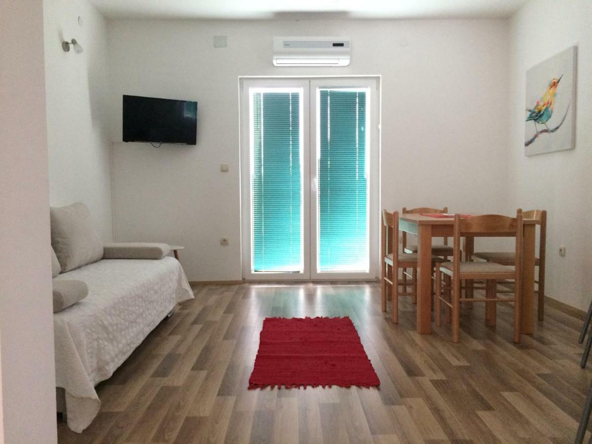 Apartments Mia Mara بروداريكا المظهر الخارجي الصورة